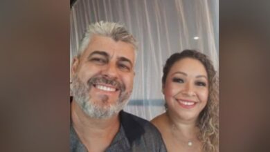 Filho encontra mãe e padrasto mortos, amarrados e amordaçados em casa no Litoral Norte de SC