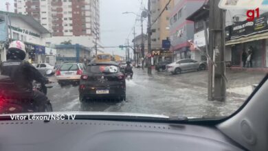 Cidade de SC tem alagamentos após registrar, em uma hora, chuva esperada para todo o mês de janeiro