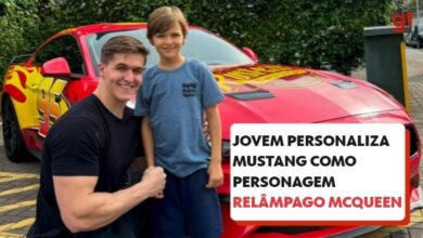 Jovem personaliza Mustang como personagem do filme 'Carros' e surpreende irmão em SC; VÍDEO