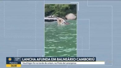 Lancha afunda com grupo a bordo em praia de Balneário Camboriú; VÍDEO | Santa Catarina