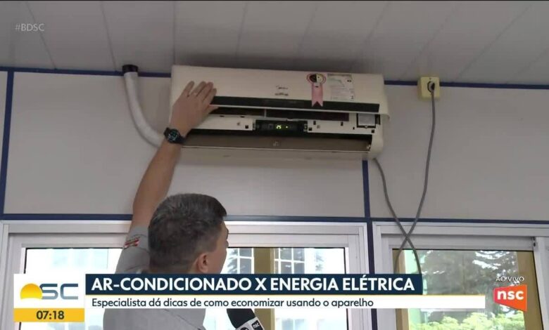 Temperatura do ar-condicionado, borrachas da geladeira e modo do chuveiro: Veja dicas da Celesc para economizar energia no verão | Santa Catarina